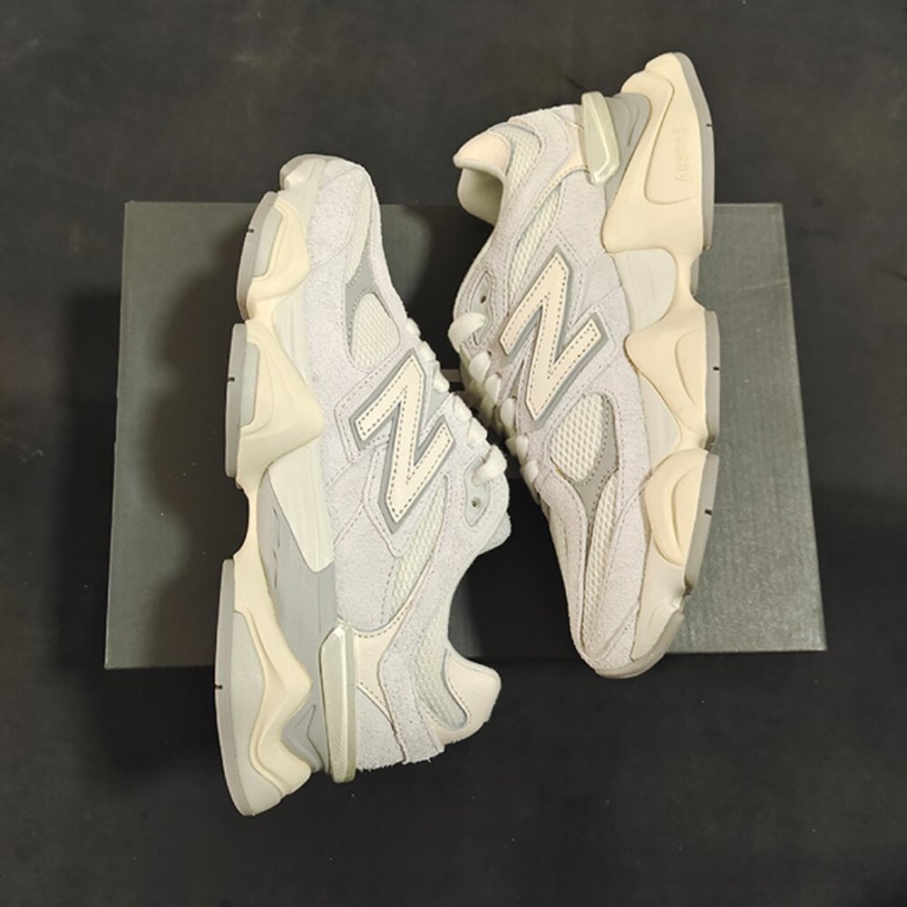 New Balance 9060 Low Quartz Grey